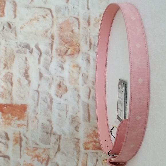 New MCM Mode Travia Visetos Reversible Belt - Picture 4 of 9